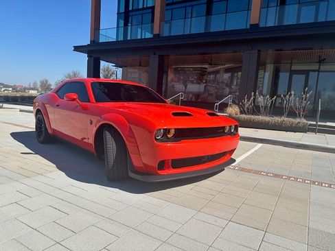 Used 2023 Dodge Challenger SRT Hellcat image 6