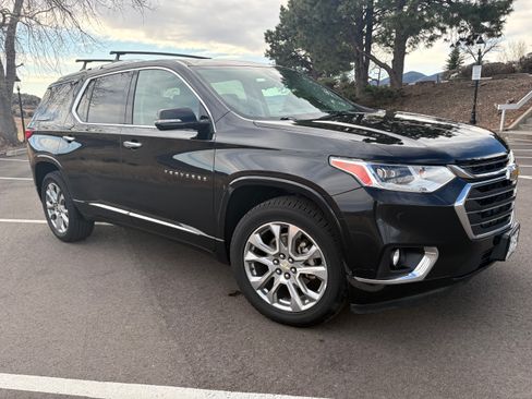 Used 2019 Chevrolet Traverse Premier image 5