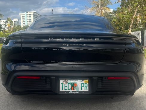 Used 2020 Porsche Taycan 4S image 8