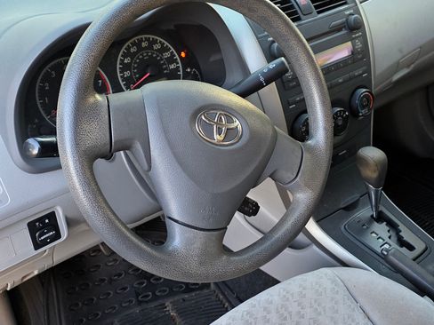 Used 2009 Toyota Corolla LE image 13