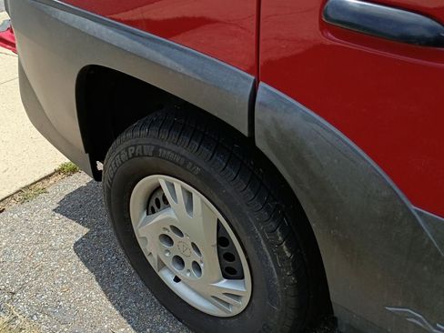 Used 2001 Pontiac Aztek 2WD w/ Opt Pkg 2 image 9