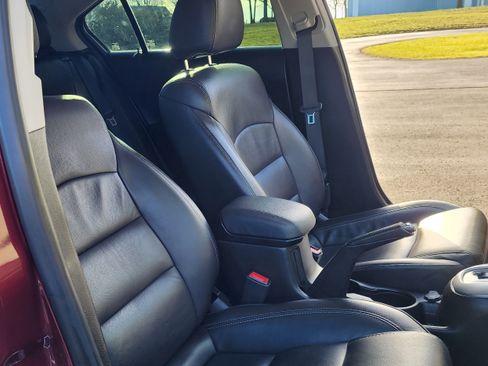 Used 2016 Chevrolet Cruze LT w/ Sun, Sound and Sport Package image 13