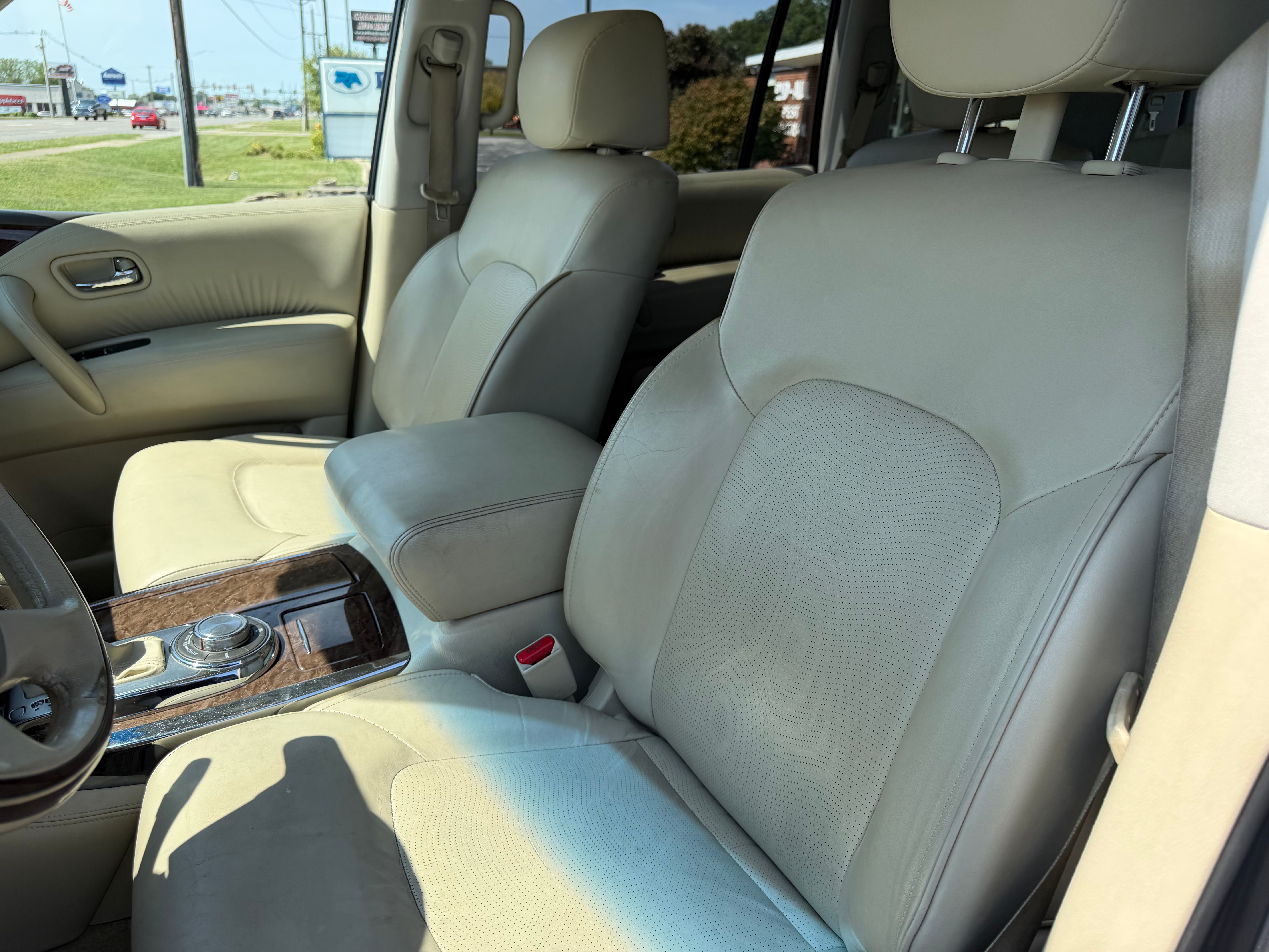 Used 2015 INFINITI QX80 4WD w/ 22" Wheel Package image 18