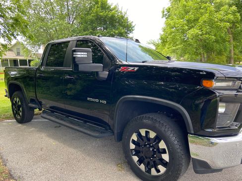 Used 2020 Chevrolet Silverado 2500 LT w/ All Star Edition AWD/4WD image 10