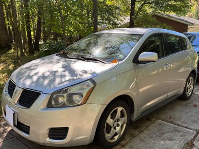 Used 2010 Pontiac Vibe Sport Wagon 4D w/ Preferred Package