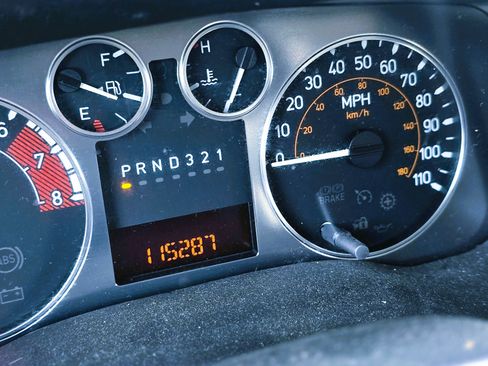 Used 2007 HUMMER H3 image 10