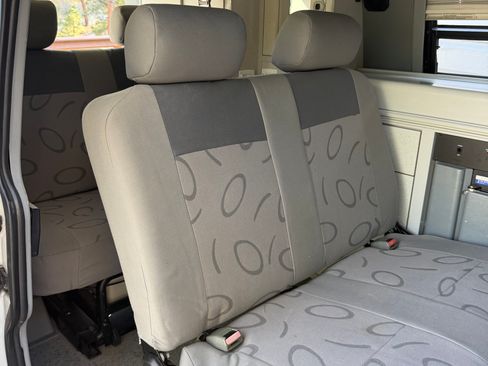Used 2003 Volkswagen Eurovan Camper FWD image 8