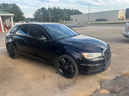 Used 2016 Audi A3 e-tron Premium w/ 17" Wheel Package image 2