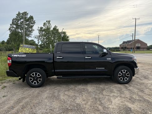 Used 2020 Toyota Tundra Limited w/ Limited Premium Package image 1