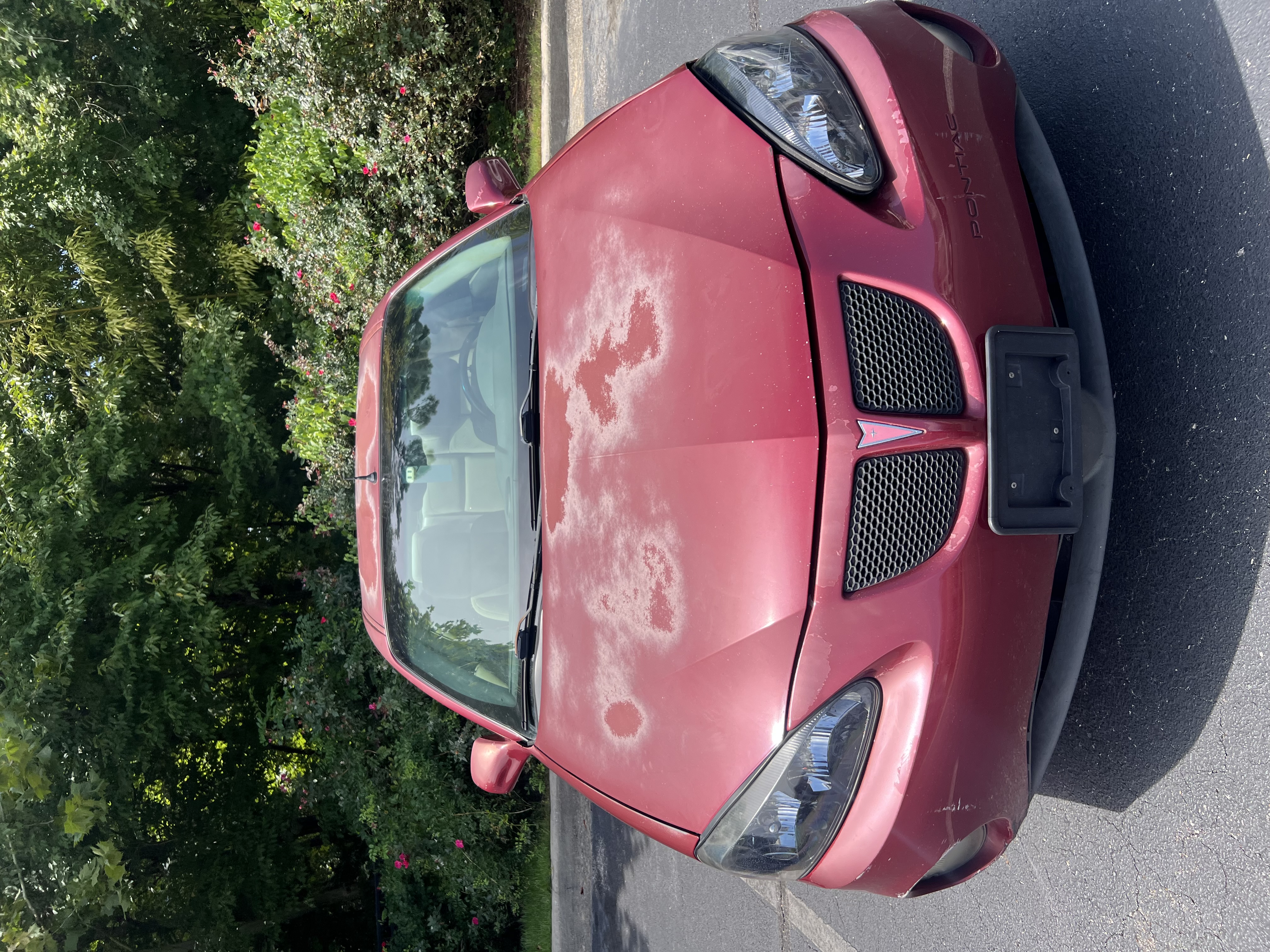 Used 2005 Pontiac Grand Prix GT w/ Premium Audio Package FWD image 1
