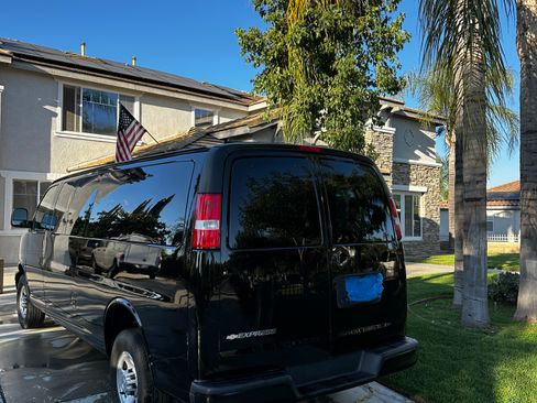 Used 2023 Chevrolet Express 3500 LS image 6