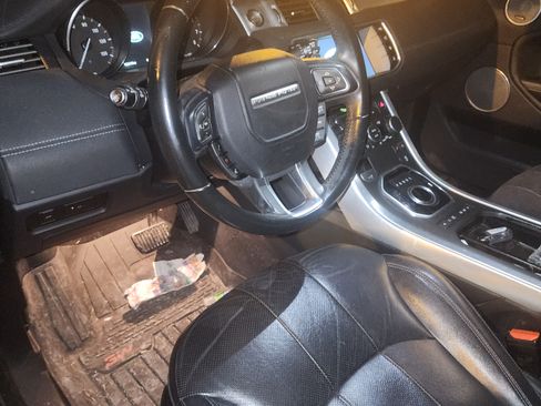 Used 2016 Land Rover Range Rover Evoque SE Premium image 9