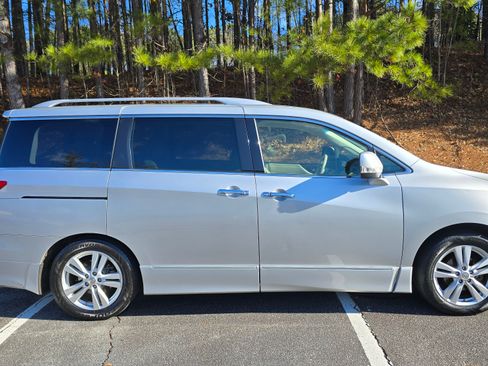 Used 2012 Nissan Quest SL image 1