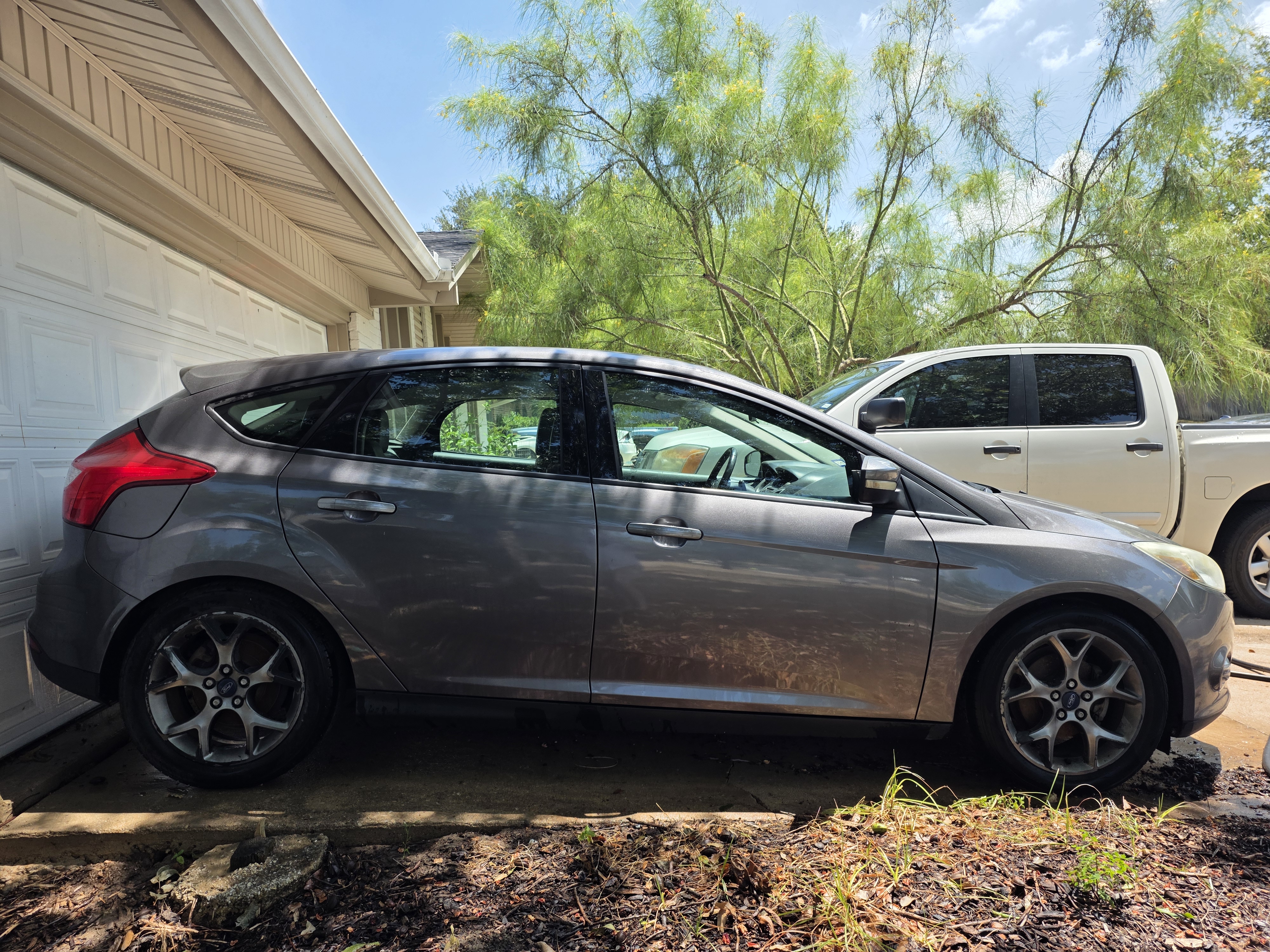 Used 2013 Ford Focus SE FWD image 9
