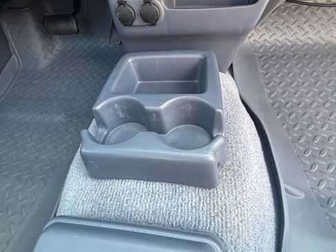 Used 2000 Toyota Tacoma 2WD Regular Cab image 12