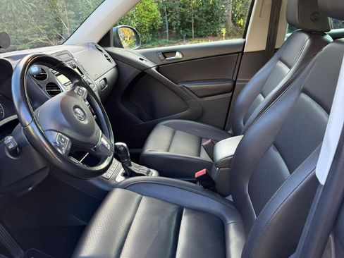 Used 2014 Volkswagen Tiguan SE AWD/4WD image 4