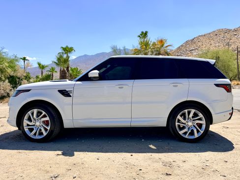 Used 2018 Land Rover Range Rover Sport Supercharged AWD/4WD image 9