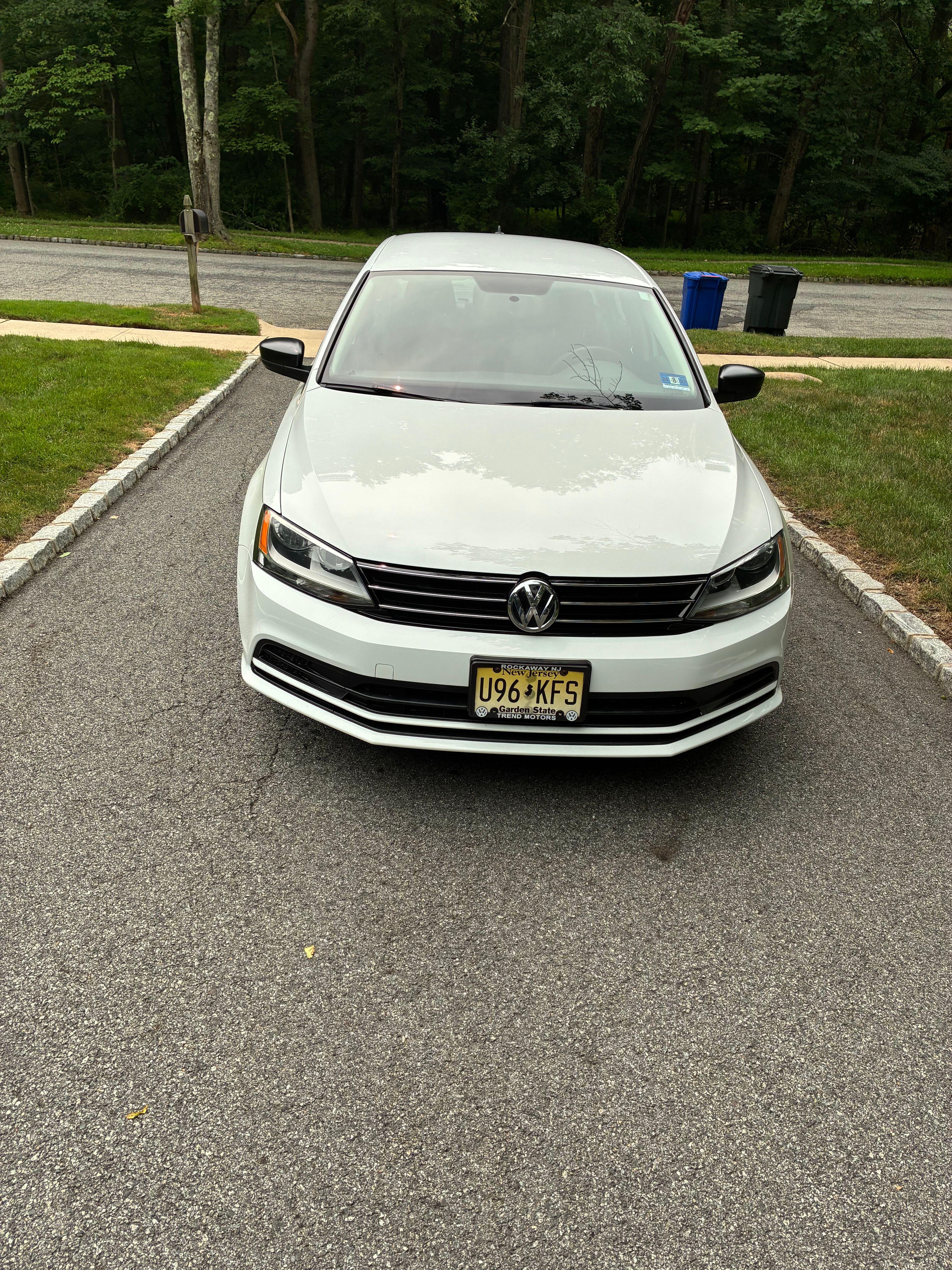 Used 2015 Volkswagen Jetta S FWD image 1