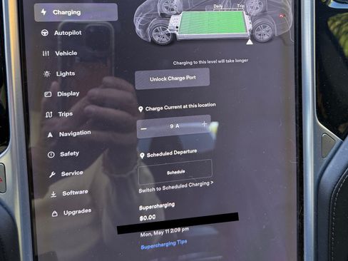 Used 2016 Tesla Model S 70 RWD image 10