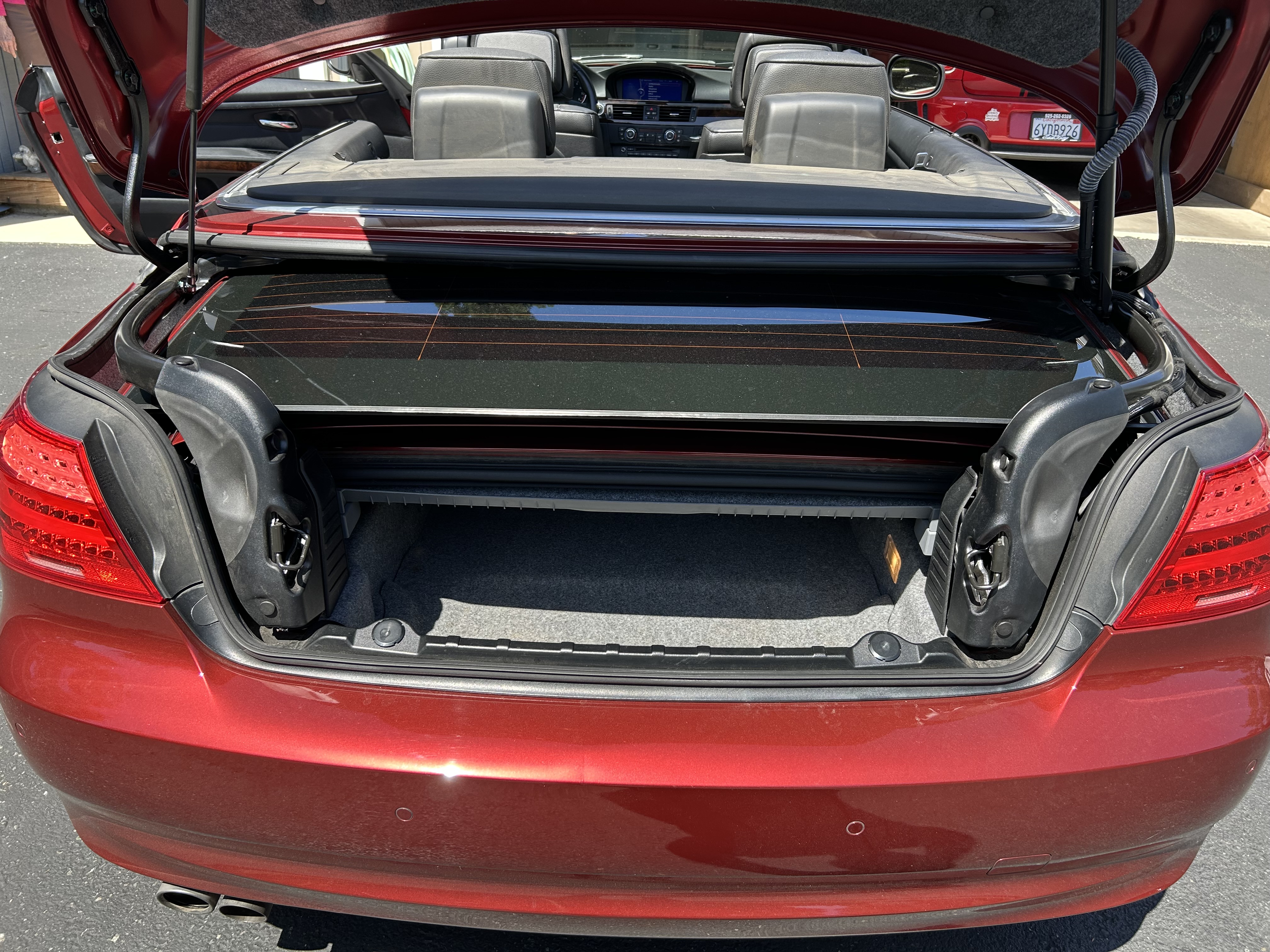Used 2013 BMW 328i Convertible RWD image 23