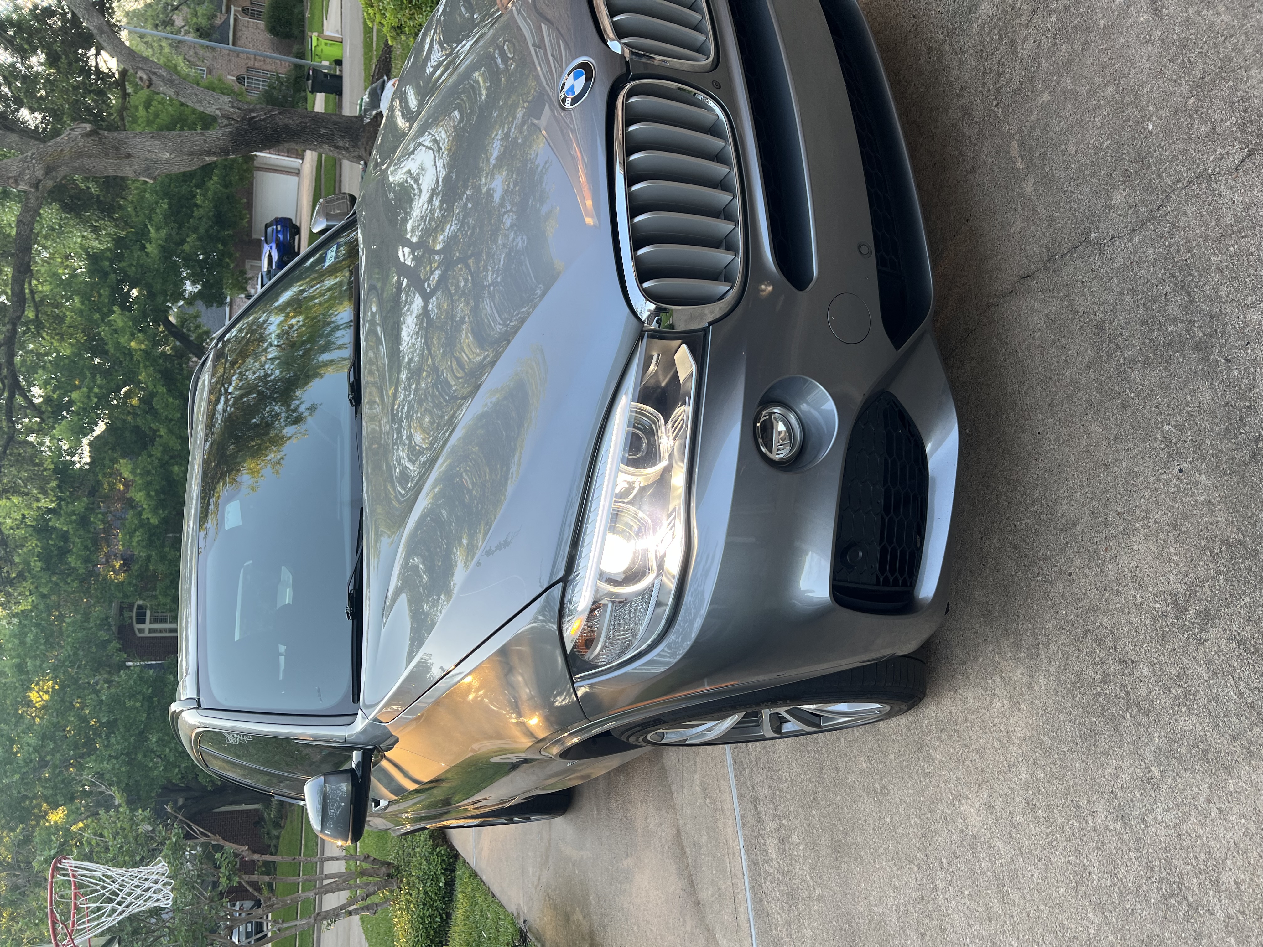 Used 2018 BMW X5 xDrive50i w/ M Sport Package AWD/4WD image 1