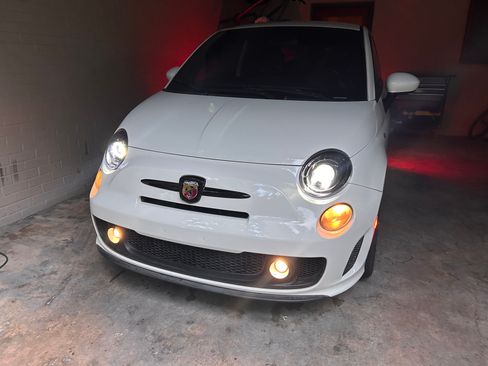 Used 2013 FIAT 500 Abarth FWD image 10