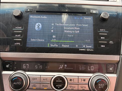 Used 2017 Subaru Outback 2.5i Limited AWD/4WD image 2
