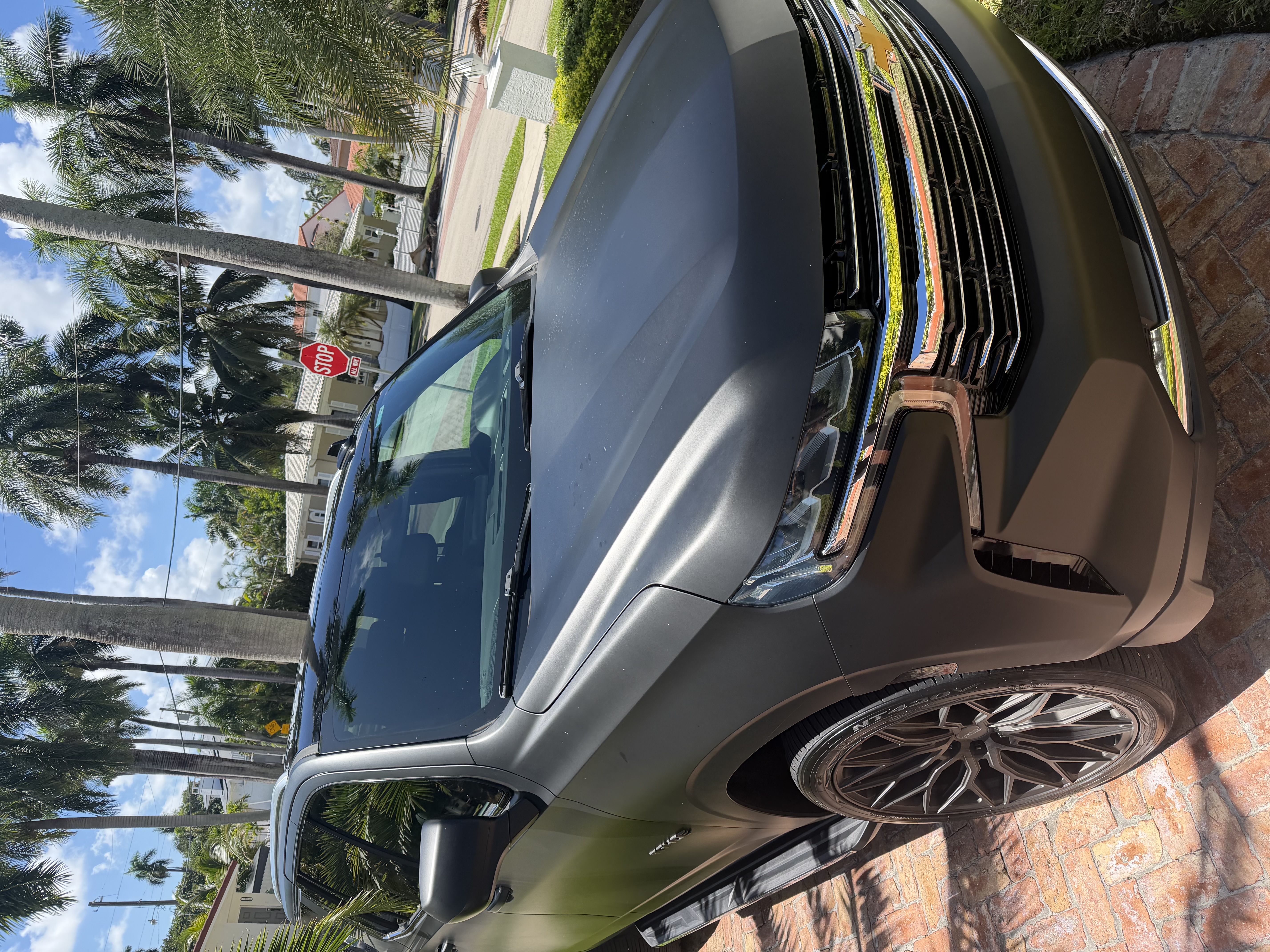 Used 2021 Chevrolet Tahoe LT RWD image 1