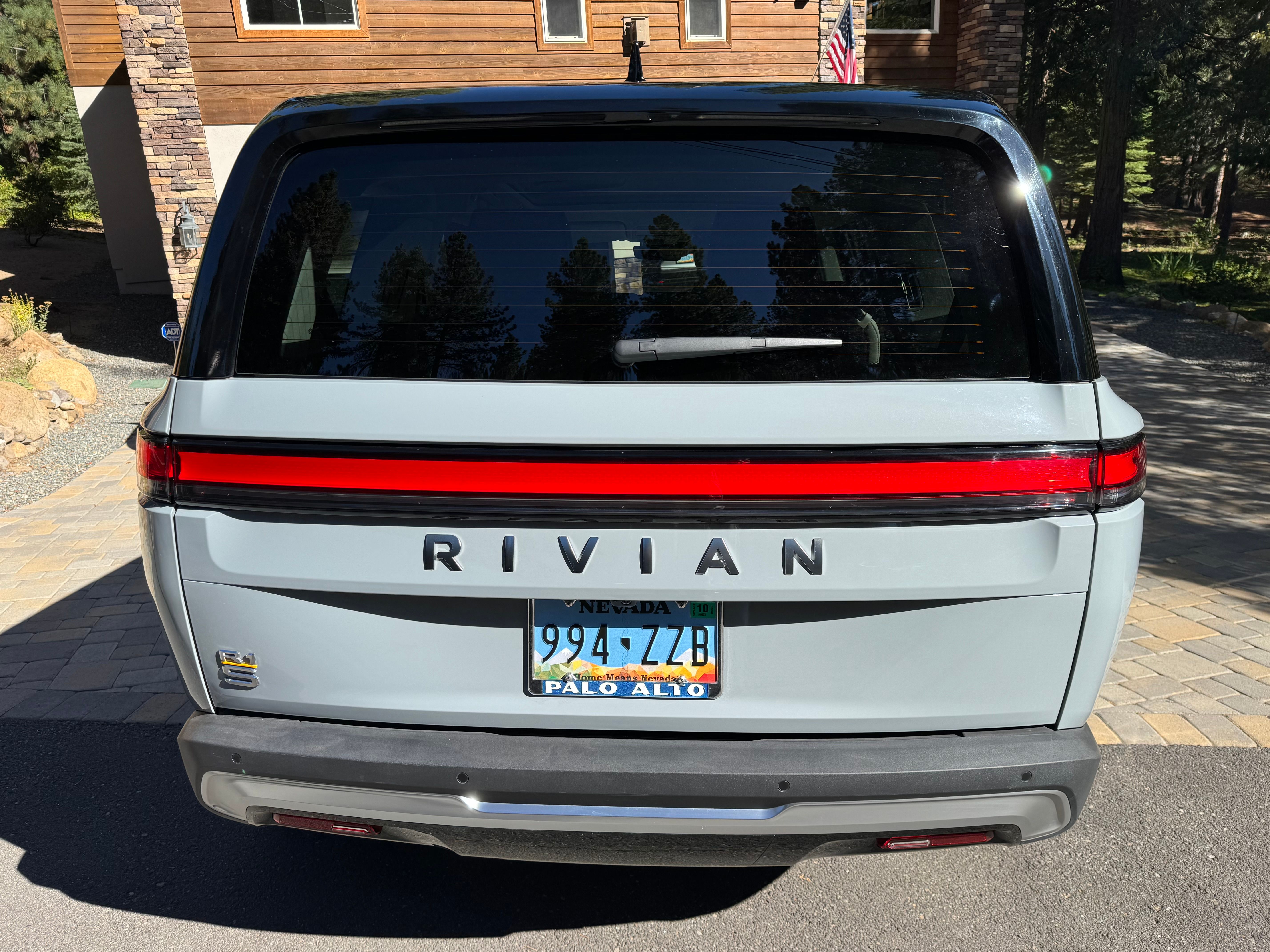 Used 2023 Rivian R1S Adventure Quad AWD/4WD image 9