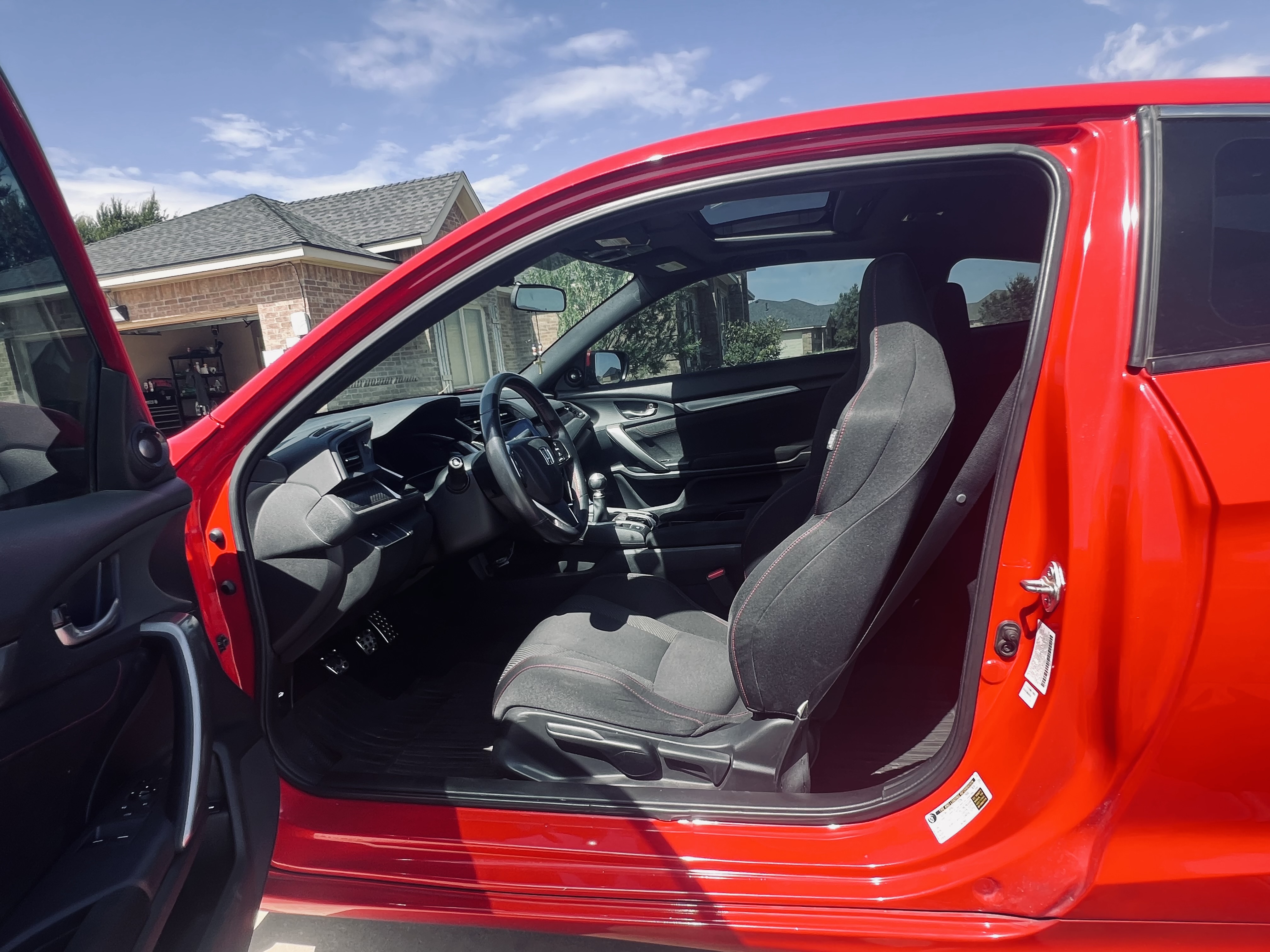 Used 2018 Honda Civic Si image 2