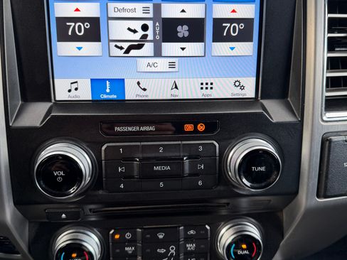 Used 2018 Ford F250 Platinum w/ Platinum Ultimate Package image 13