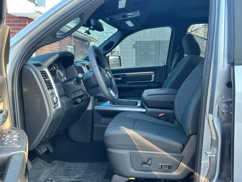 Used 2021 RAM 1500 Classic Warlock w/ Electronics Group image 13