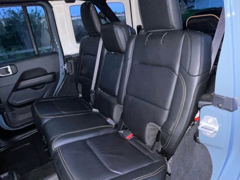 Used 2024 Jeep Wrangler Unlimited Rubicon 392 image 9