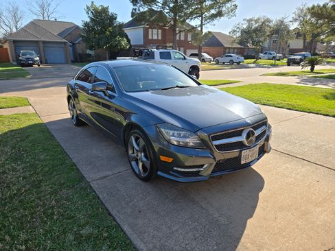 Used 2012 Mercedes-Benz CLS 550 image 5