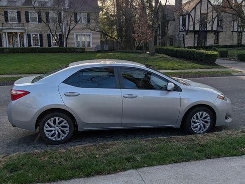 Used 2018 Toyota Corolla LE w/ Protection Package image 4