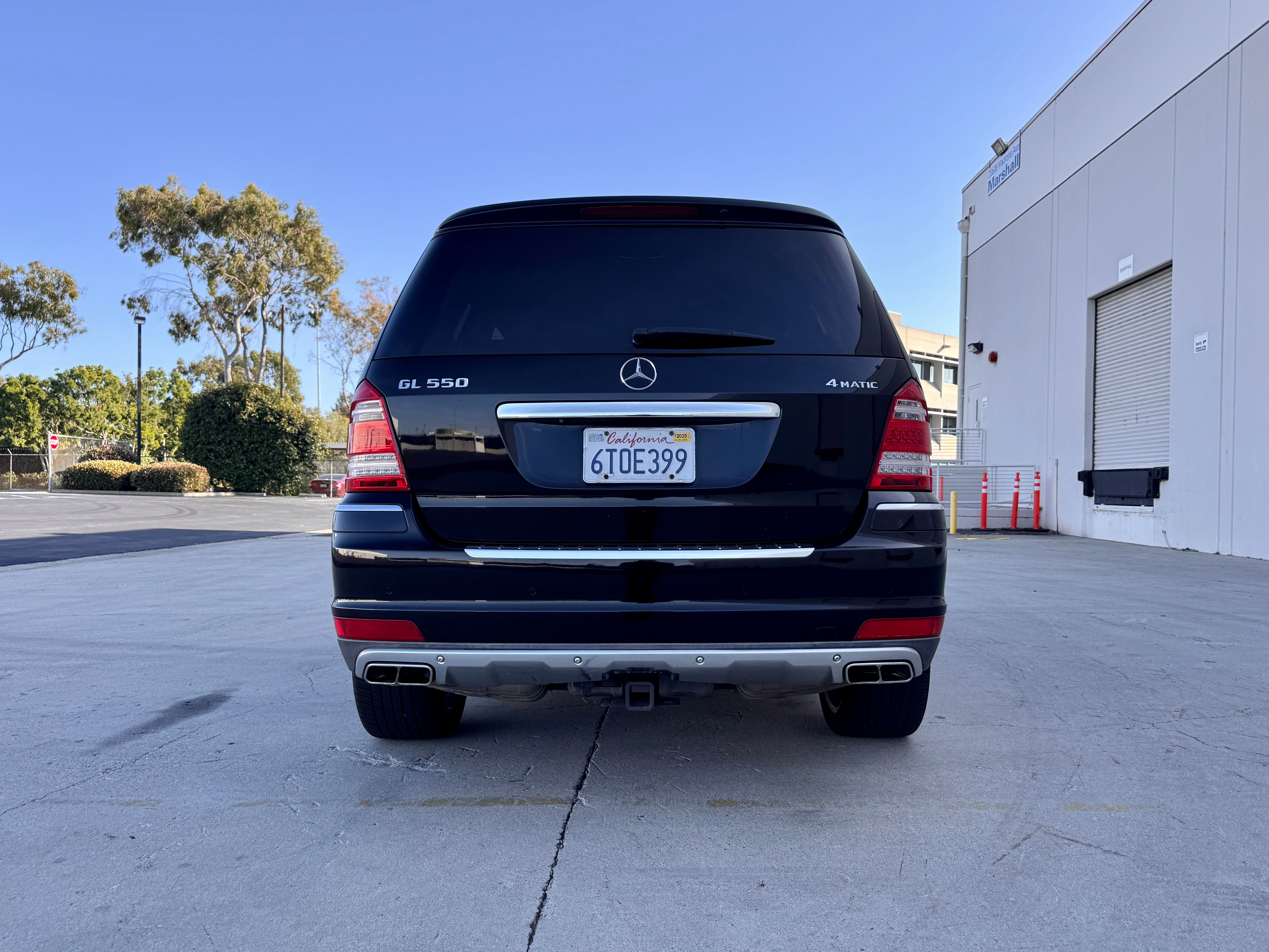 Used 2011 Mercedes-Benz GL 550 4MATIC image 8