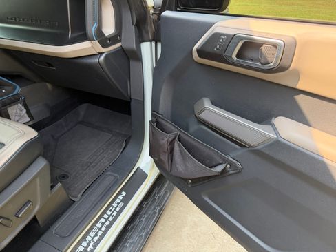 Used 2021 Ford Bronco Wildtrak AWD/4WD image 14
