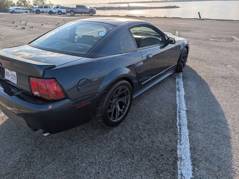 Used 2001 Ford Mustang GT image 12