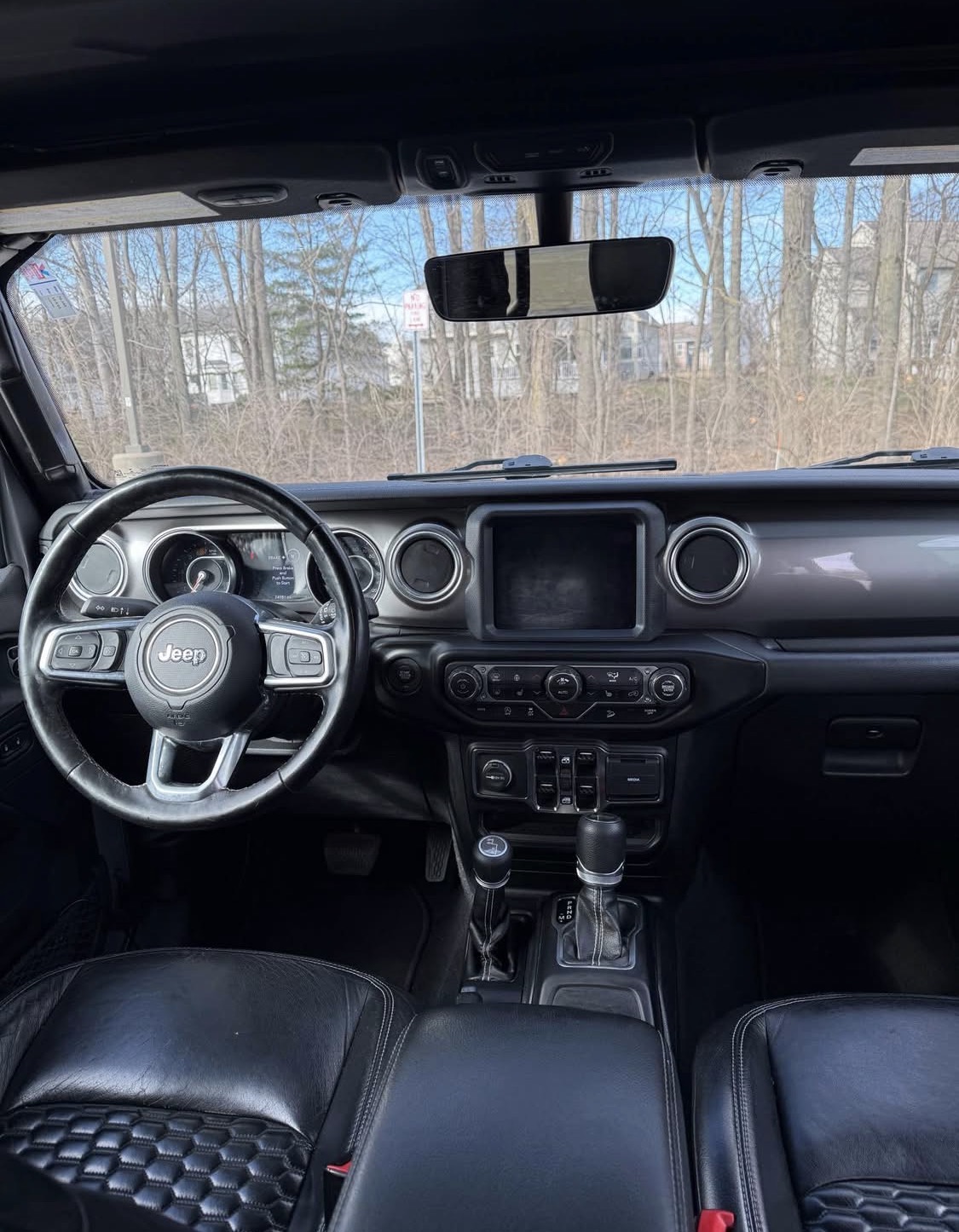 Used 2020 Jeep Wrangler Unlimited Sahara AWD/4WD image 12