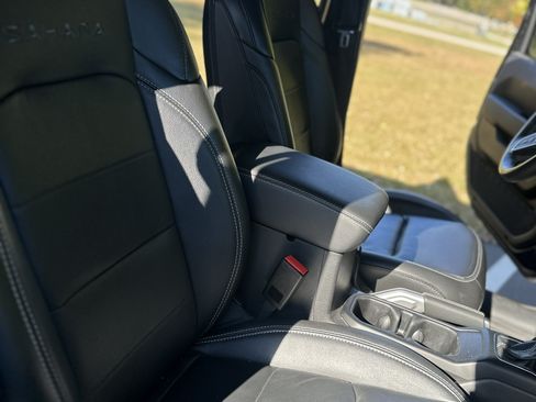 Used 2022 Jeep Wrangler Unlimited Sahara w/ Cold Weather Group image 14