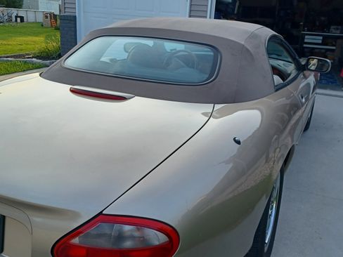 Used 2000 Jaguar XK8 Convertible RWD image 9