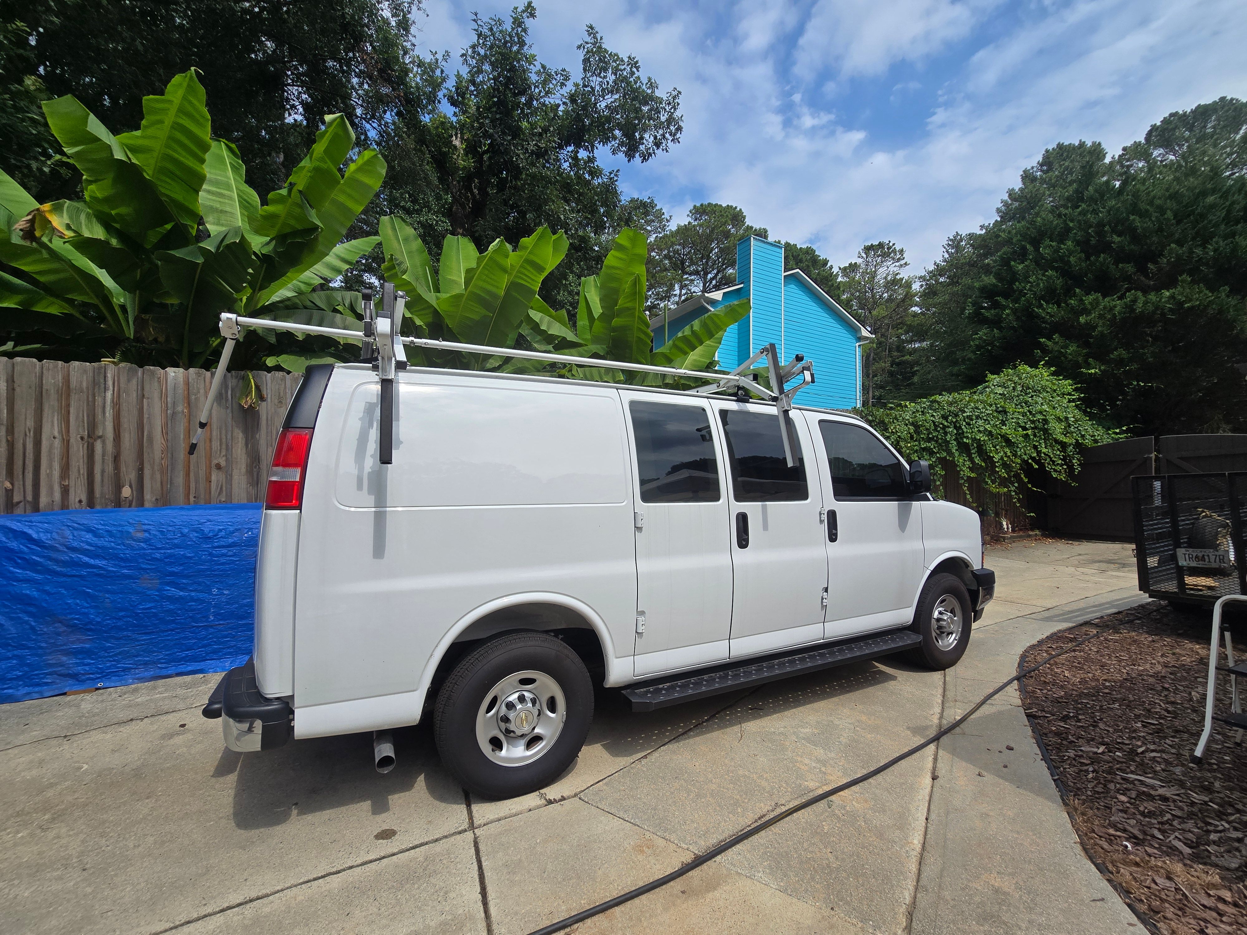 Used 2025 Chevrolet Express 2500 w/ Driver Convenience Package RWD image 13