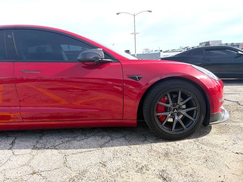 Used 2020 Tesla Model 3 Standard Range Plus image 5