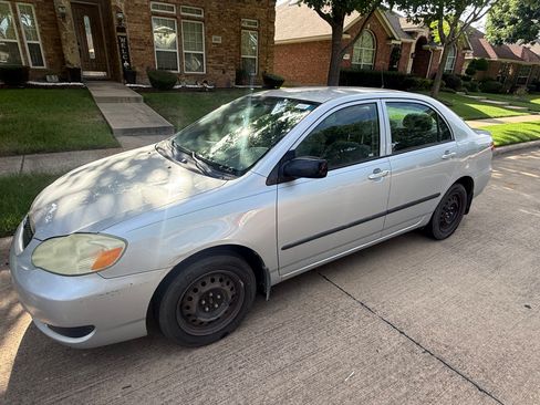Used 2007 Toyota Corolla CE FWD image 4