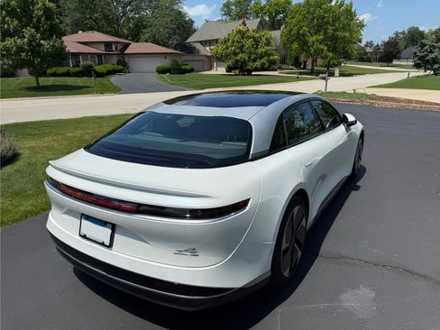 Used 2023 Lucid Air Touring image 16