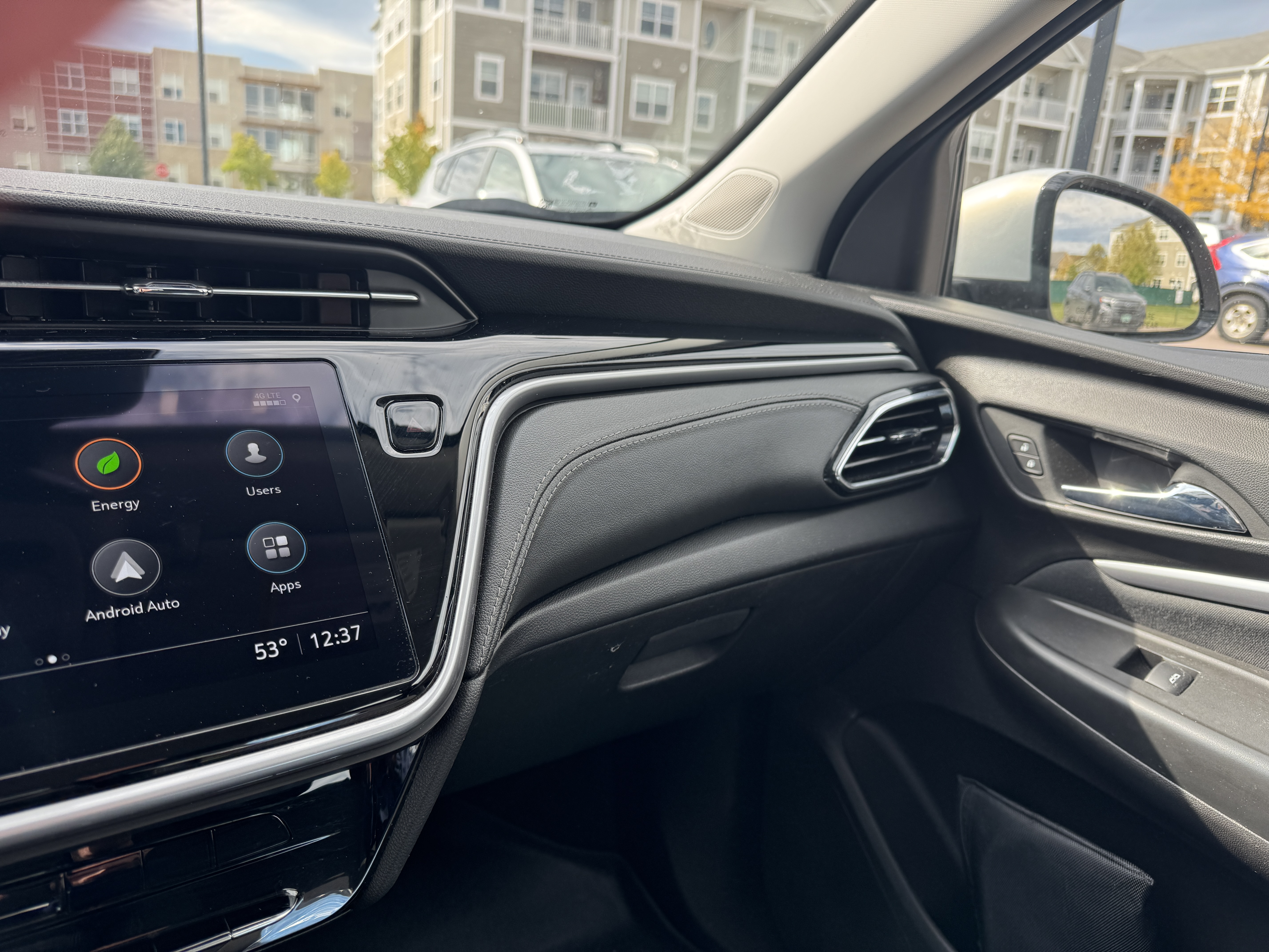 Used 2023 Chevrolet Bolt EUV LT w/ Driver Confidence Package FWD image 9