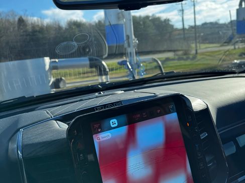 Used 2025 RAM 1500 Limited image 17