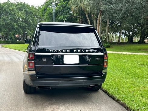Used 2020 Land Rover Range Rover HSE image 6