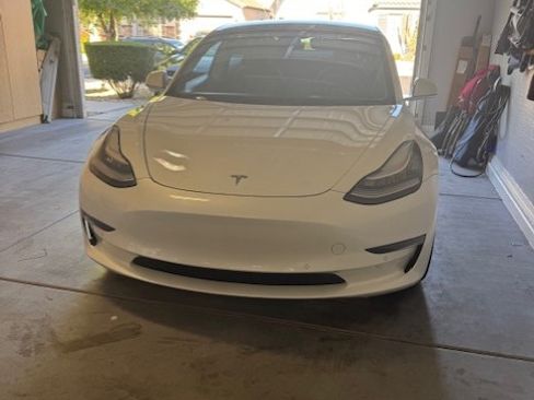 Used 2020 Tesla Model 3 Long Range image 16