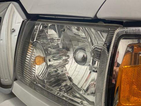 Used 2011 Ford Ranger XLT image 17